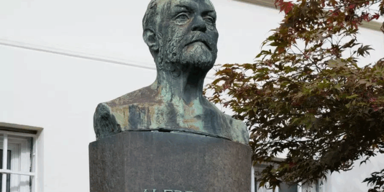 نوبل للسلام,,,الجائزة المرموقة ومعايير الفوز بها