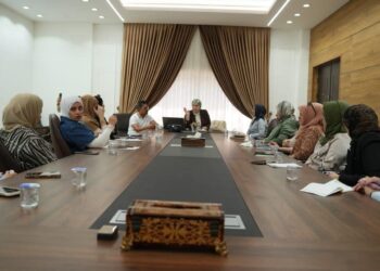 الداخلية تشارك بورشة عمل حول مكافحة العنف ضد المرأة