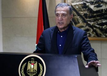 الرئاسة الفلسطينية تطالب المجتمع الدولي بإجبار إسرائيل على وقف الاستيطان