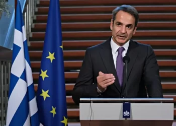 اليونان.. رئيس الوزراء يعلن عن إعفاءات ضريبية وسط أزمة غلاء المعيشة