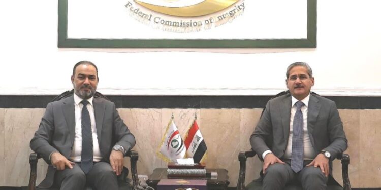 أبورغيف يبحث مع رئيس هيئة النزاهة تعزيز الدور الرقابي وتكامل الجهود المؤسسية