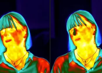 أنفك يفضــــح توترك