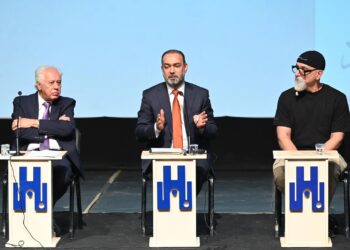 رئيس هيأة الإعلام والاتصالات د. نوفل أبورغيف يقدّم ورقةً بحثية عن ثقافة الدولة في افتتاح مؤتمر المثقفين العراقيين الأول