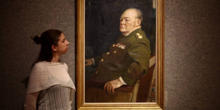 مقادير من الكلام والصمت والإيماء