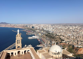 العودة إلى وهران أو موت مدينة جميلة