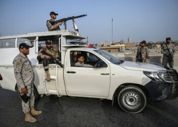 “طالبان – باكستان” تقتـــل 11 جنديا في هجوم على كمين أمني