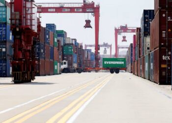 بكين مستعدة للقتال في الحرب التجارية مع واشنطن “حتى النهاية”