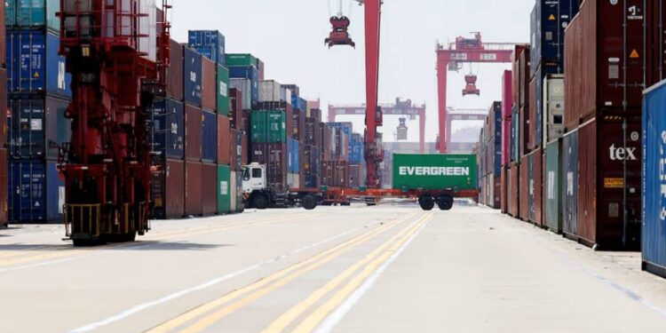 بكين مستعدة للقتال في الحرب التجارية مع واشنطن “حتى النهاية”