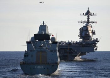 الجيش السويدي يتعقب غواصة روسية في بحر البلطيق