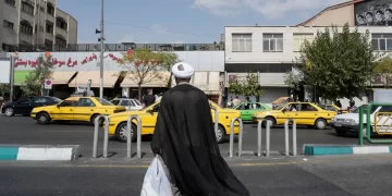 ايران.. مقتل إمام مسجد طعناً شمال غربي طهران