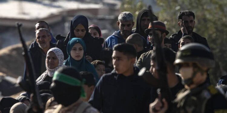 حماس تهـــــاجم عشيرة المجايدة بخان يونس,,, وإسرائيل تتدخل