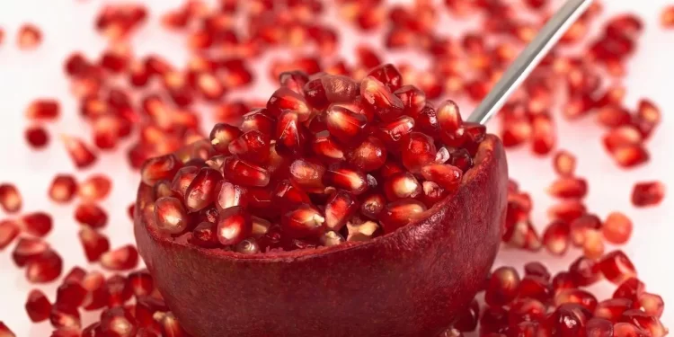 فواكه تساعد على تعزيز هرمون التستوستيرون طبيعياً