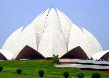 الديانة البهائية و البهائيون