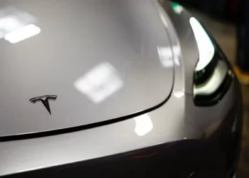 شركة تسلا تستعد لنتائج قياسية بدفعة من تداعيات الحوافز الضريبية الأميركية