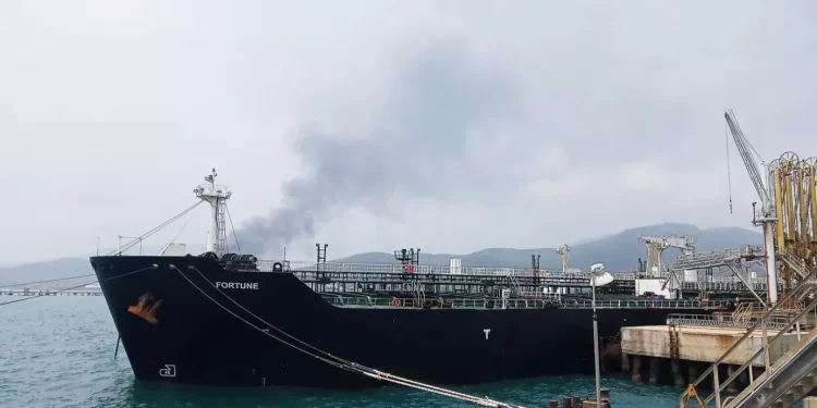 ايران تتوعد واشنطن,,, أي اعتداء على ناقلاتنا لن يمر دون رد