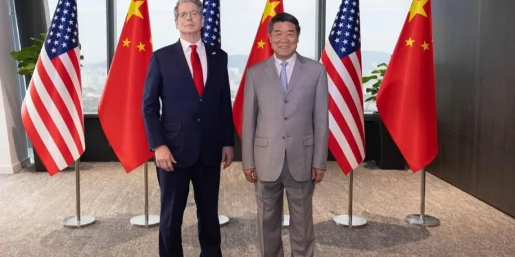 الصين تعلن التوافق على تمديد الهدنة التجارية مع واشنطن