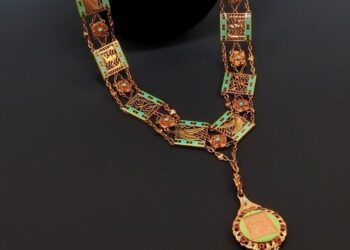 ما هي قلادة النيل؟