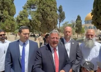 بن غفير يقتحم المسجد الأقصى