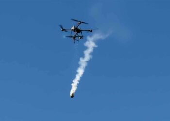 سقوط طائرة مسيرة إسرائيلية في غلاف غزة