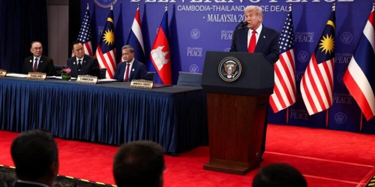 ترامب يحضر توقيع اتفاق على وقف إطلاق النار بين تايلاند وكمبوديا