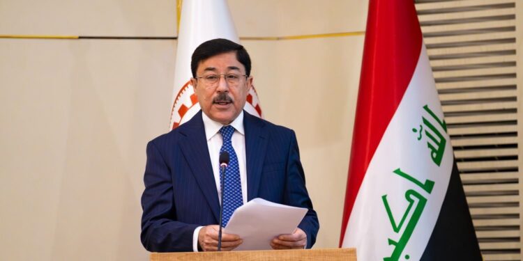 العلاق.. مشروع حذف الأصفار من الدينار لا يزال قائماً ويخطط له