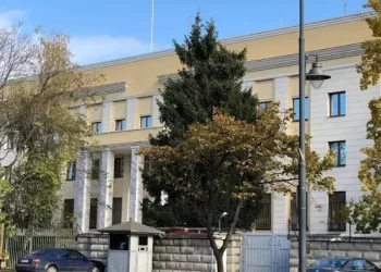 إحبــــاط محاولة اقتحـــام السفارة الروسية في بوخارست