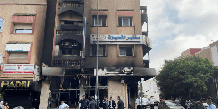 رئيس الوزراء المغربي يدعو إلى الحوار وسط تصاعد العنف في الاحتجاجات الليلية