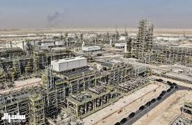 العراق يطلق مشروع وحدة التكسير بالعامل المساعد في مصفى الشعيبة لتحقيق الاكتفاء الذاتي من المشتقات النفطية
