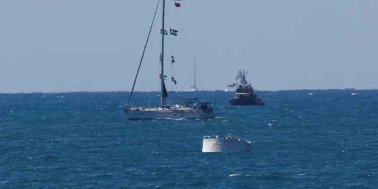 أسطول الصمود يعلن عدم وصوله إلى غزة