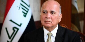 وزير الخارجية فؤاد حسين يؤكد دعم العراق للسلام ويؤكد أهمية تنفيذ خطة وقف إطلاق النار في غزة