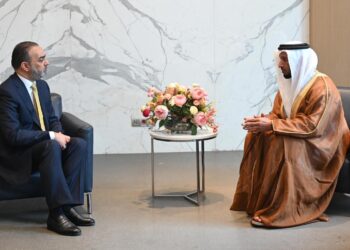 رئيس هيأة الإعلام والاتصالات يلتقي نظيره الإماراتي في بيروت لبحث التعاون الإعلامي الرقمي وخطاب التنمية الشاملة