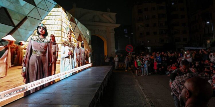 مبهر ومربك… لماذا اختلف المصريون حول حفل افتتاح المتحف؟