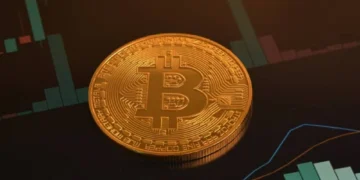 بيتكوين تواصل خسائرها وتهبط إلى نحو 101.5 ألف $