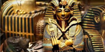 افتتاح المتحف المصري الكبير,,, وعرض مقبرة توت عنخ آمون كاملة لأول مرة