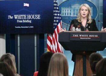 البيت الأبيض.. أمريكا تعمل مع دول أخرى لإنهاء الصراع في السودان