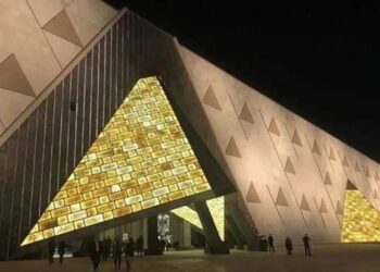 صحيفة مكسيكية تتغزل في المتحف المصري الكبير