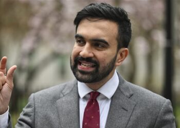 عمدة نيويورك المنتخب يختار فريقا انتقاليا نسائيا بالكامل