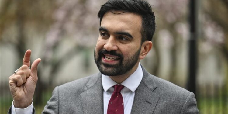 عمدة نيويورك المنتخب يختار فريقا انتقاليا نسائيا بالكامل