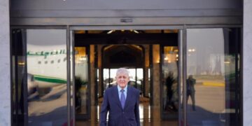 رئيس الجمهورية يغادر إلى قطر للمشاركة في القمة الثانية للتنمية الاجتماعية