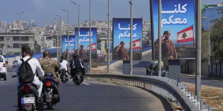 مهلة حكومية لتنفيذ نزع السلاح في جنوب لبنان وسط تباين داخلي وضغوط دولية