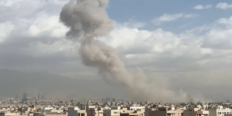 إسرائيل تحت الطوارئ بعد الرد الإيراني… إغلاق شامل واستعداد لموجات تصعيد جديدة