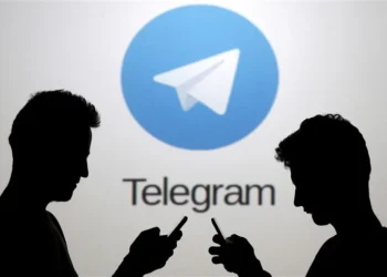 روسيا تحذر جنودها من مخاطر التجسس عبر “تليجرام” وتقيّـــد تطبيقات المراسلة الأجنبية