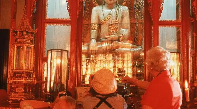 البارانيرفانا في البوذية,, ذكرى الرحيل والتحرر النهائي