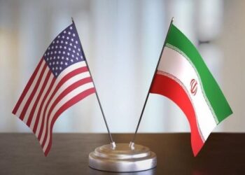 أمريكا وإيران تستأنفان المحادثات وسط أجواء مشحونة بالتهديد العسكري