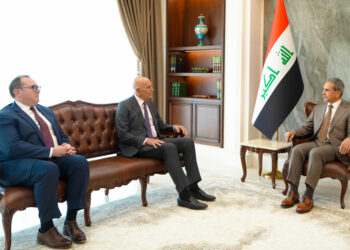 فائق زيدان يبحث مع توم باراك ملف المحتجزين المنقولين من سوريا إلى العراق