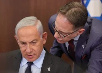 ظرف مشبوه داخل مكتب نتنياهو والتحقيقات مستمرة