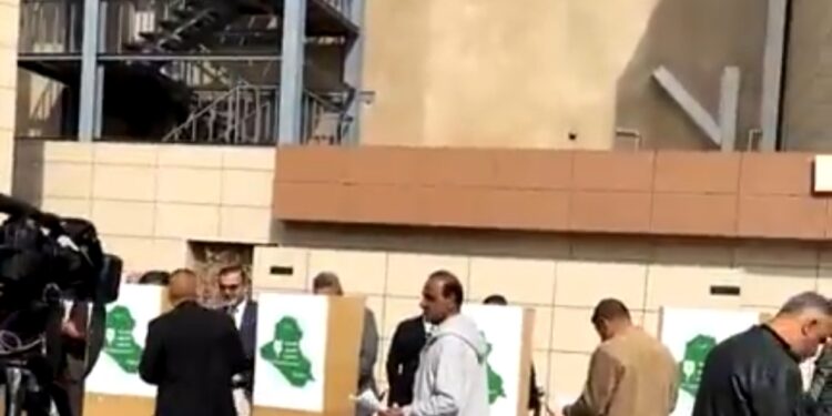 استمرار الاقتراع في نقابة الصحفيين بحضور واسع