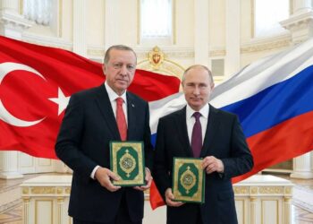 تحولات سياسية وثقافية لافتة: أنقرة تعزز حضور العربية وموسكو توسّع دعم التعليم الإسلامي