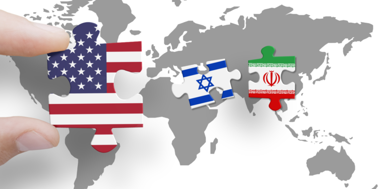 إسرائيل تضغط على الولايات المتحدة لشن ضربة عسكرية ضد إيران: قراءة تحليلية