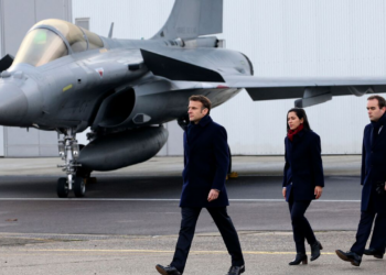 جاسوس بنظارات ذكية داخل مصنع «رافال».. تحقيق فرنسي يكشف هشاشة الأمن في قلب الصناعة الدفاعية